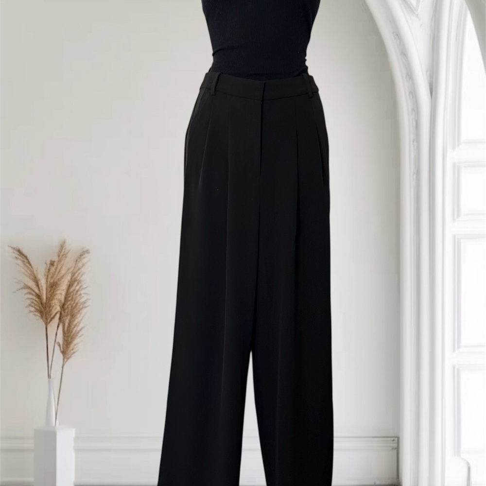 NEW! H&M Size 2 Wide Leg Flowy High Rise Business Casual Dress Pants/Trousers